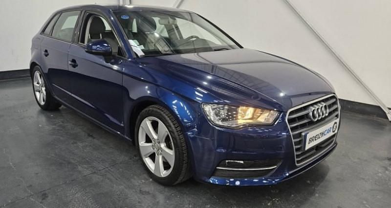 Utilisé 2015 Audi A3 Ambition Berline | 15 990 € (Prix juste) - Image 1/4