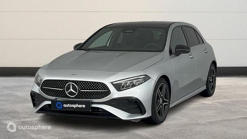 Gris Occasion 2024 Mercedes A180 AMG line Berline | 34 499 € (Prix juste) - Image 1/4