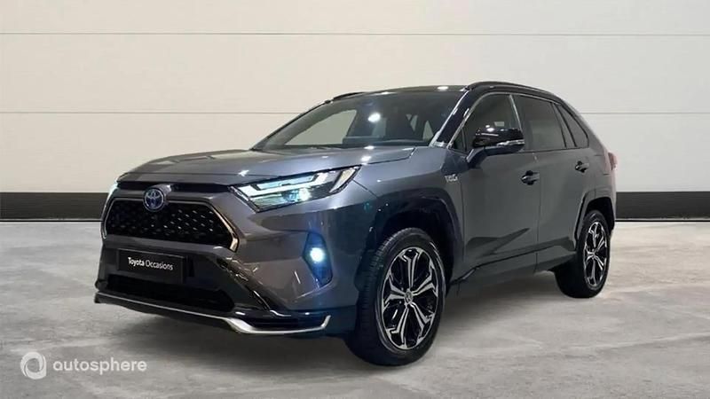 Utilisé 2025 Toyota RAV4 Hybrid SUV | 52 990 € (Prix cher) - Image 1/4