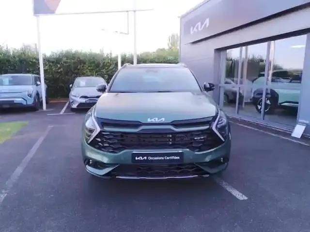 Vert bornéo métallisé Occasion 2023 Kia Sportage GT-Line SUV | 32 890 € (Prix juste) - Image 1/4