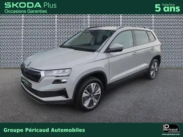 Gris fonce Occasion 2023 Skoda Karoq SUV | 22 990 € (Bon prix) - Image 1/4