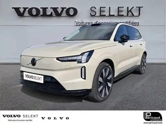 Sable dune metallise Occasion 2025 Volvo EX90 Performance SUV | 92 900 € (Prix juste) - Image 1/4