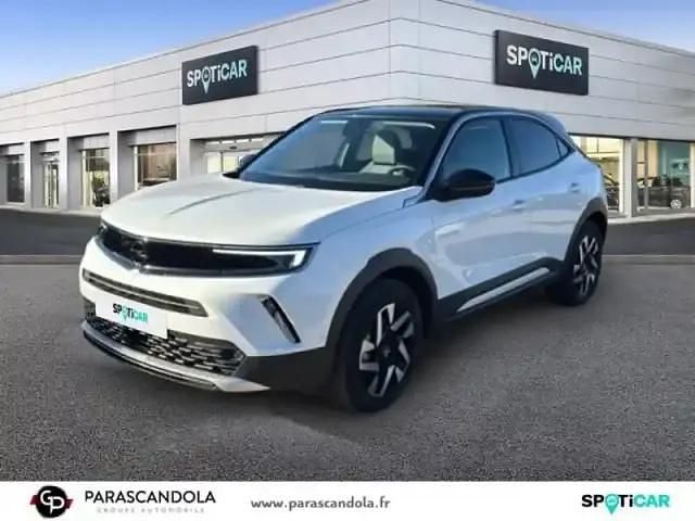 Blanc arktis/toit noir métal Occasion 2023 Opel Mokka-e Elegance SUV | 24 990 € (Prix cher) - Image 1/4