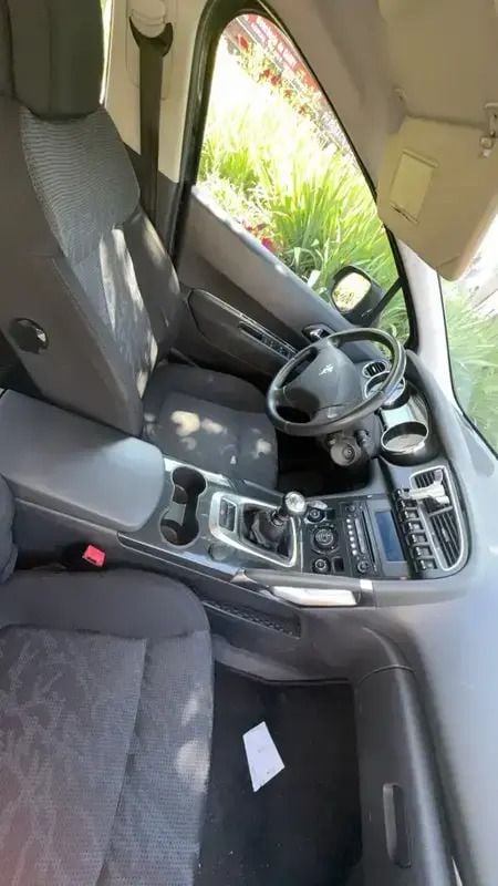 Utilisé 2011 Peugeot 3008 Business-Line SUV | 3 100 € (Prix juste) - Image 1/4