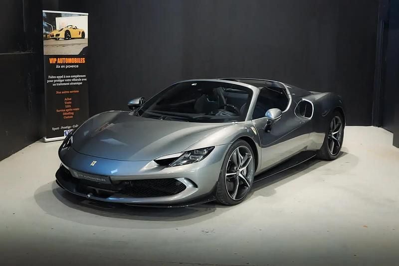 Occasion Ferrari 296 827 ch (608 kW) 2023 Gris Cabriolet
