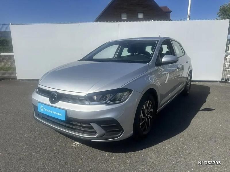 Gris Utilisé 2022 VW Polo S | 16 390 € (Prix juste) - Image 1/4