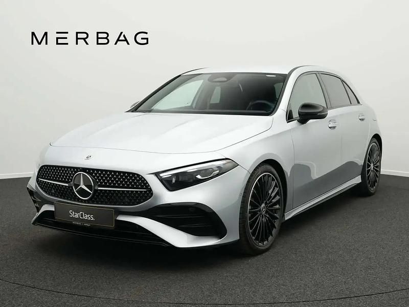 Argent Occasion 2025 Mercedes A200 AMG line Berline | 37 938 € (Prix juste) - Image 1/4