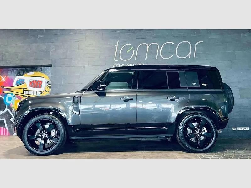 Gris Occasion 2022 Land Rover Defender SE Dynamic SUV | 64 990 € - Image 1/4