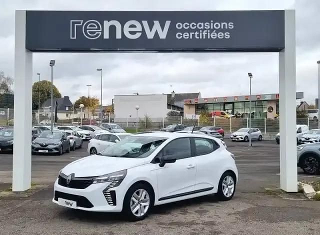 Blanc glacier Utilisé 2025 Renault Clio V Berline | 19 490 € (Prix juste) - Image 1/4