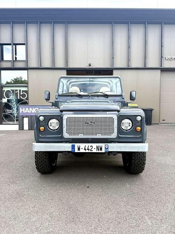 Occasion Land Rover Defender 122 ch (89 kW) 2014 Gris SUV