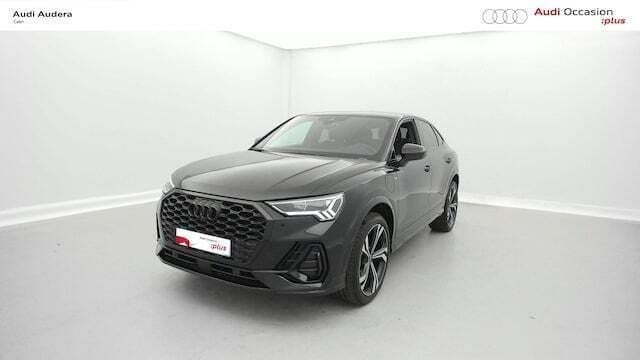 Noir mythe métallisé Utilisé 2023 Audi Q3 Sportback S-Line SUV | 44 990 € - Image 1/4