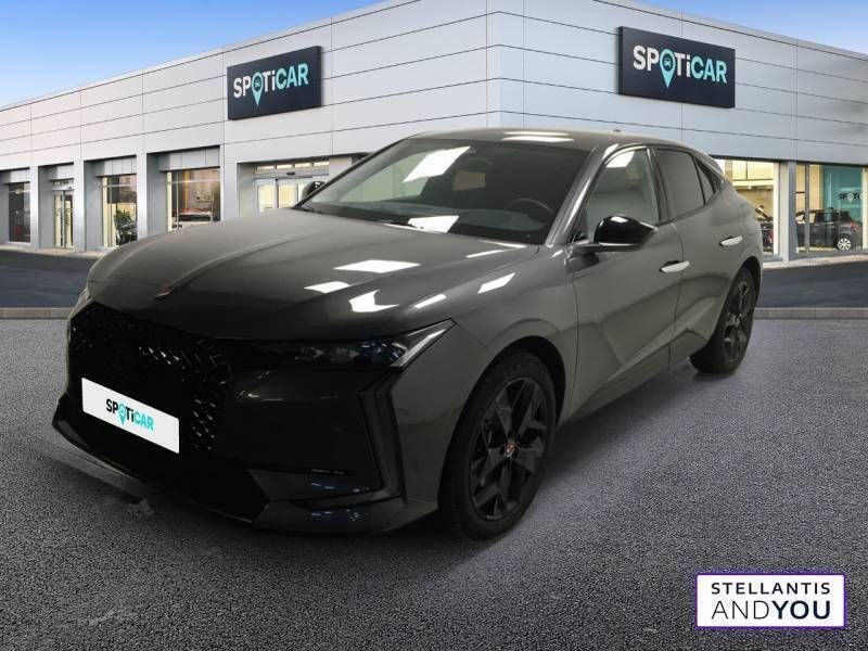 Gris Utilisé 2023 DS Automobiles DS4 Performance Line Plus Berline | 30 990 € (Prix juste) - Image 1/3