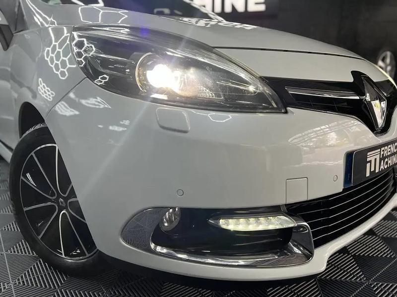Occasion Renault Scénic 151 ch (111 kW) 2012 Blanc Monospace