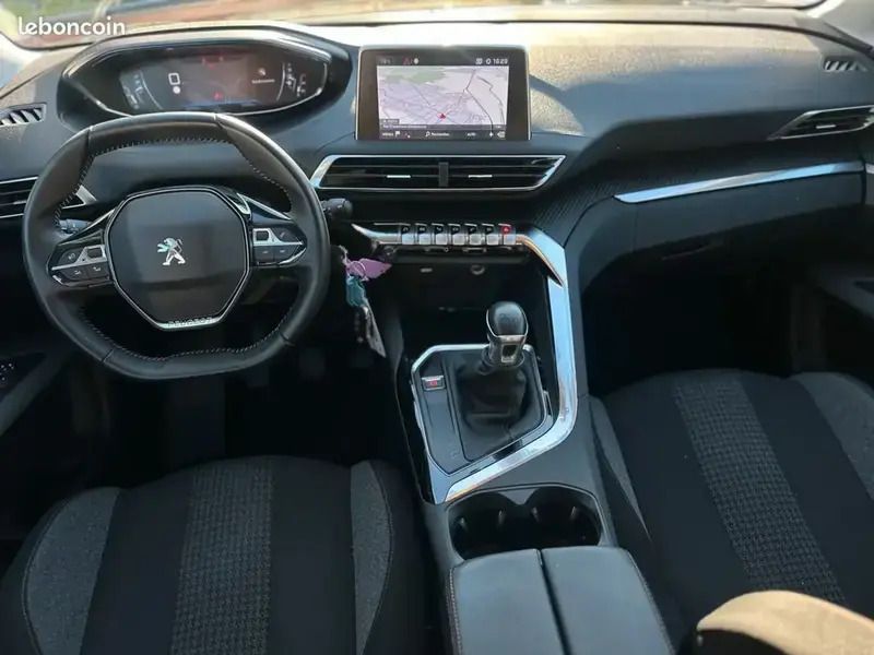 Image 2/4