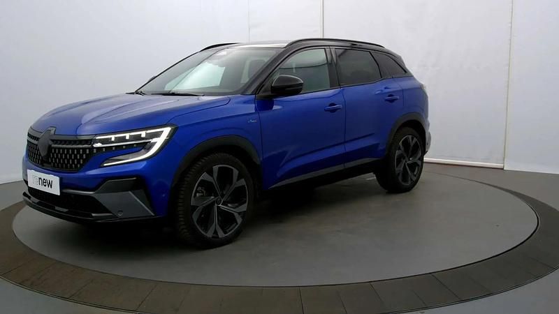 Bleu Utilisé 2022 Renault Austral Iconic Esprit Alpine SUV | 32 990 € - Image 1/4