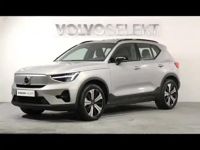 Noir Utilisé 2022 Volvo XC40 Ultimate SUV | 36 900 € (Prix assez cher) - Image 1/4