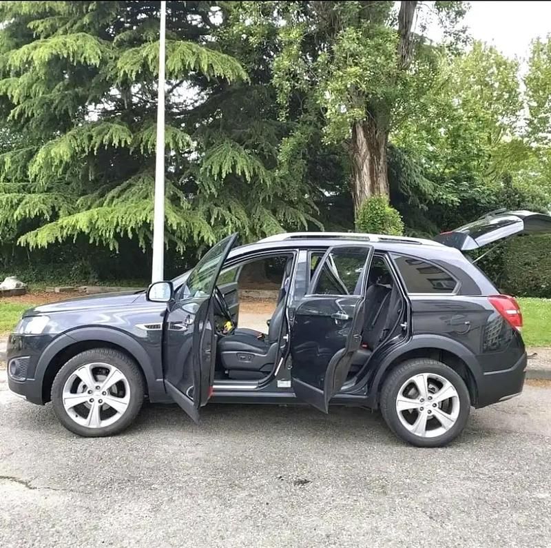 Noir Utilisé 2013 Chevrolet Captiva SUV | 10 000 € - Image 1/4