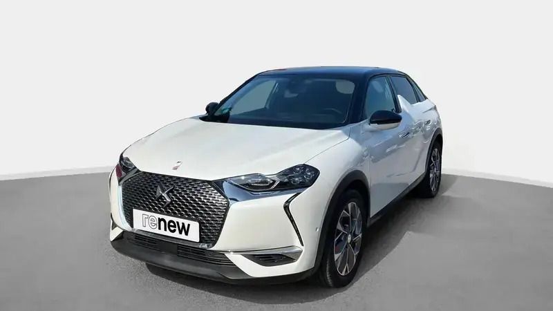 Blanc Utilisé 2021 DS Automobiles DS3 Crossback E-Tense Grand Chic SUV | 18 990 € - Image 1/4