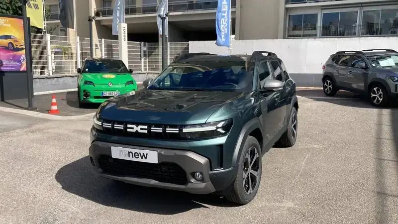 Vert Utilisé 2025 Dacia Duster Journey SUV | 29 390 € - Image 1/4