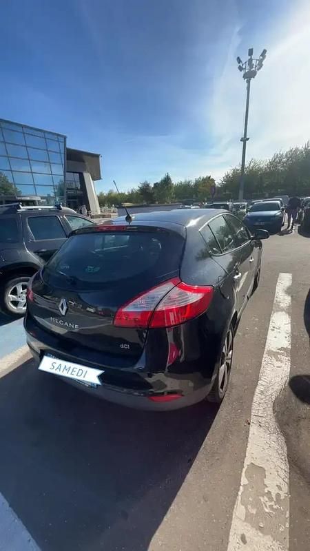 Utilisé 2011 Renault Mégane III Bose Edition Berline | 4 900 € (Prix juste) - Image 1/4