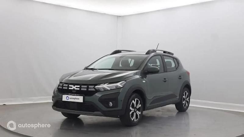 Vert Utilisé 2024 Dacia Sandero Expression Citadine | 15 999 € (Prix juste) - Image 1/4