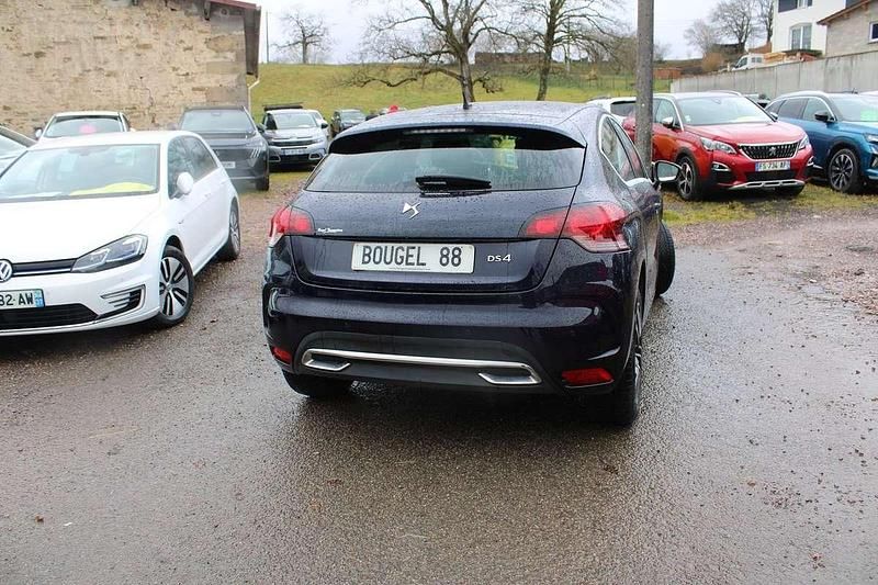 Occasion DS Automobiles DS4 122 ch (89 kW) 2016 Bleu Citadine