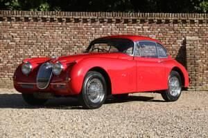 Rouge Utilisé 1960 Jaguar XK Coupé | 71 500 € - Image 1/4