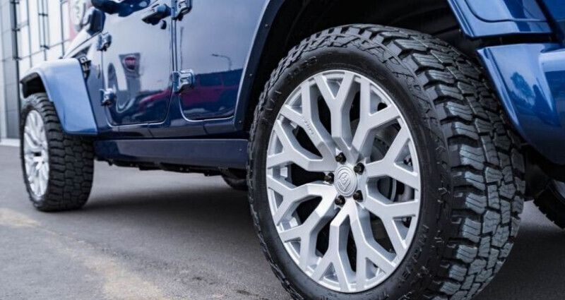 Bleu Nouvelle 2024 Jeep Wrangler SUV | 133 990 € - Image 1/4