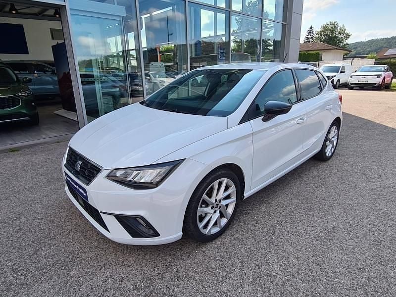 Blanc candy Utilisé 2024 Seat Ibiza FR Berline | 18 499 € (Prix cher) - Image 1/4