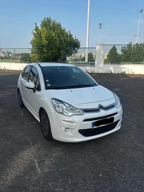 Blanc Utilisé 2014 Citroën C3 Comfort Citadine | 4 000 € (Bon prix) - Image 1/4