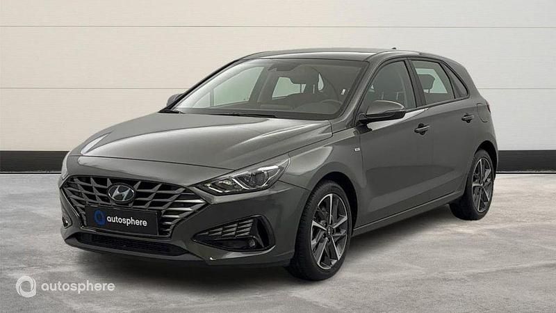 Gris Utilisé 2022 Hyundai i30 Berline | 18 799 € (Prix juste) - Image 1/4