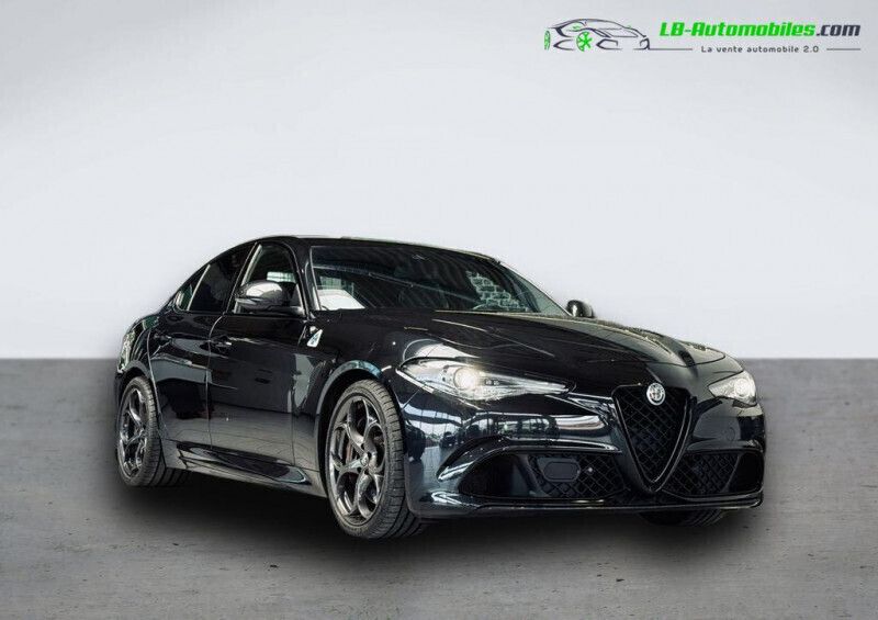 Utilisé 2020 Alfa Romeo Giulia Berline | 65 800 € (Prix assez cher) - Image 1/4