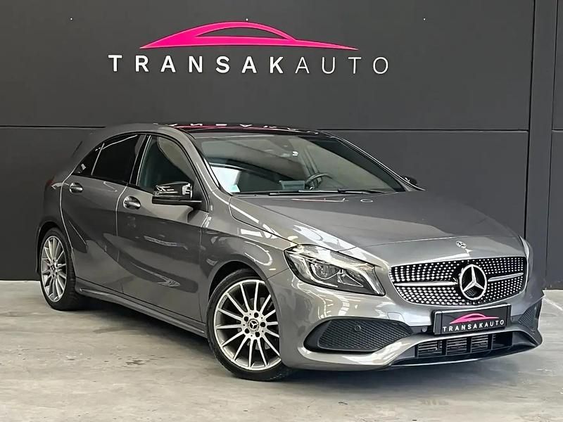 Gris Occasion 2018 Mercedes A180 AMG line Break | 18 990 € (Prix assez cher) - Image 1/4