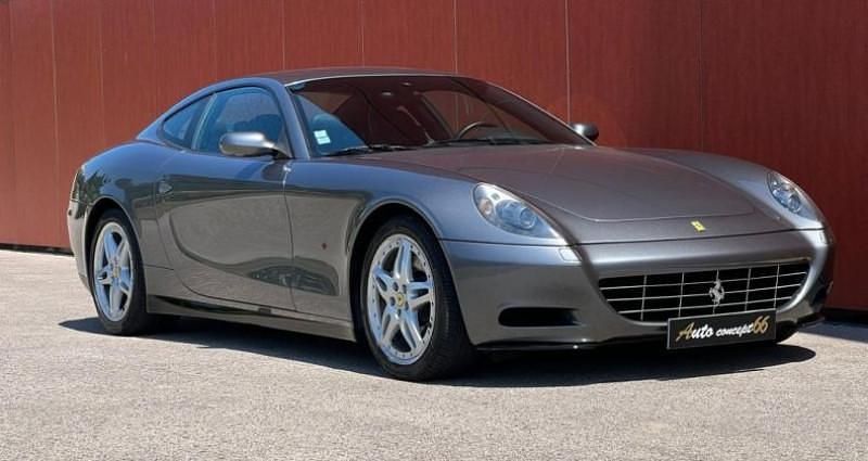Gris Utilisé 2005 Ferrari 612 Coupé | 74 900 € - Image 1/4