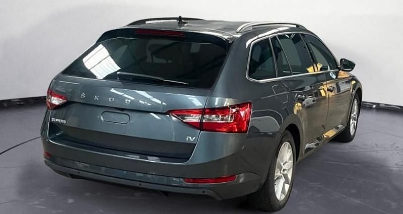 Occasion Skoda Superb Business Line 156 ch (114 kW) 2021 Gris Break