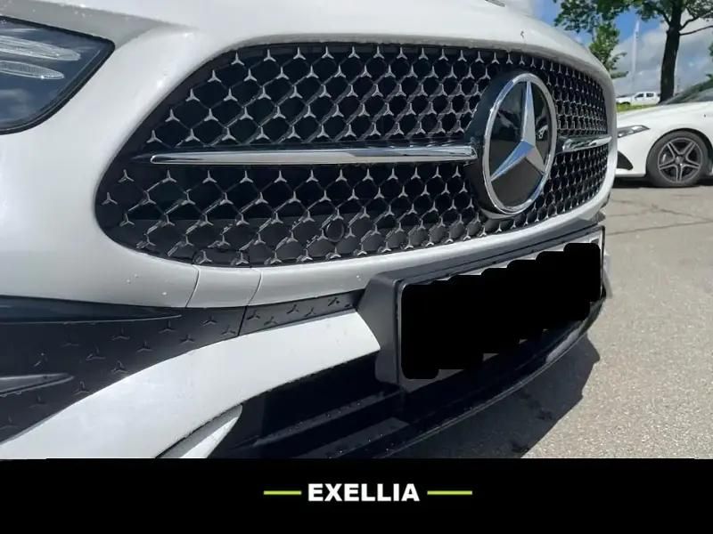 Blanc Utilisé 2024 Mercedes CLE200 AMG Cabriolet | 68 900 € - Image 1/4