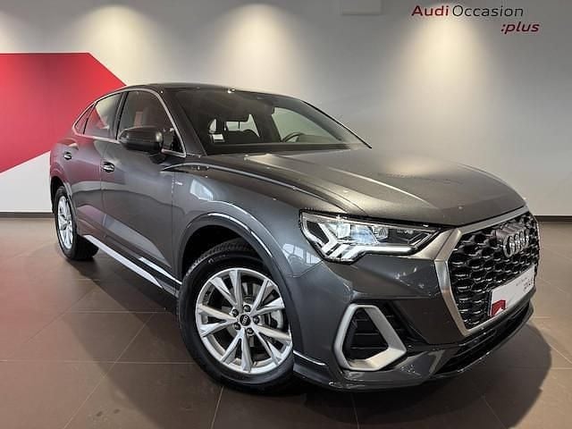 Gris daytona nacré Utilisé 2023 Audi Q3 Sportback S-Line SUV | 40 980 € - Image 1/4