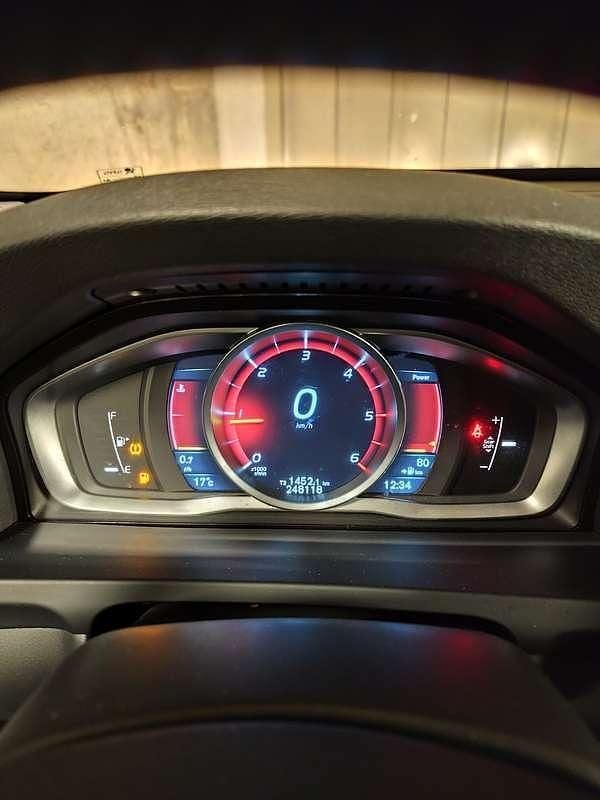 Image 3/4