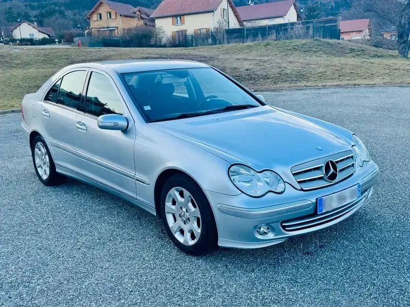 Utilisé 2007 Mercedes C220 Berline | 11 900 € (Prix cher) - Image 1/4