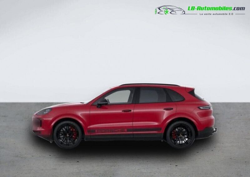 Utilisé 2024 Porsche Cayenne GTS SUV | 136 400 € (Prix juste) - Image 1/3