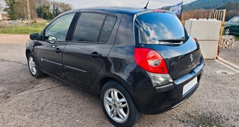 Occasion Renault Clio III 90 ch (66 kW) 2006 Citadine
