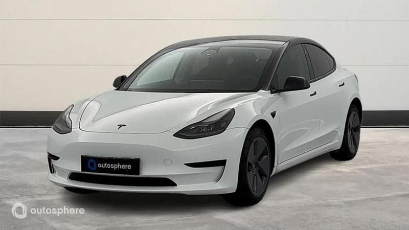 Utilisé 2022 Tesla Model 3 Standard Range Berline | 27 499 € (Prix juste) - Image 1/4