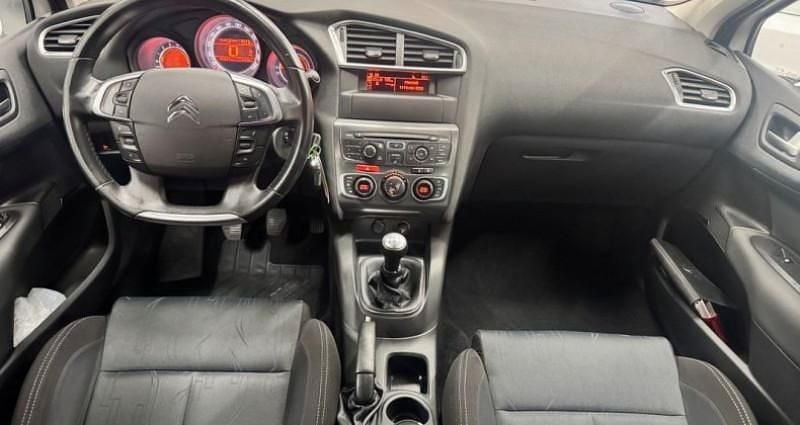 Occasion Citroën C4 Comfort 91 ch (66 kW) 2011 Blanc Berline