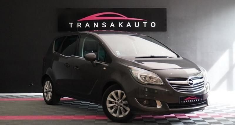 Gris Utilisé 2016 Opel Meriva Innovation Monospace | 7 990 € (Prix juste) - Image 1/4