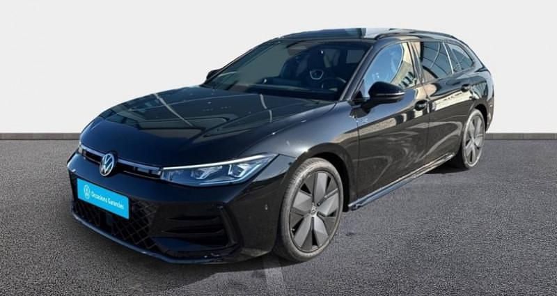 Occasion 2024 VW Passat R-line Berline | 48 430 € - Image 1/4