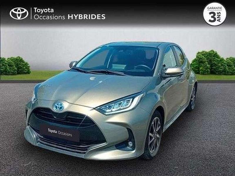 Utilisé 2024 Toyota Yaris Hybrid Design Berline | 20 980 € (Prix juste) - Image 1/1