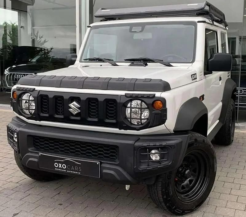 Gris Utilisé 2023 Suzuki Jimny SUV | 29 900 € - Image 1/4
