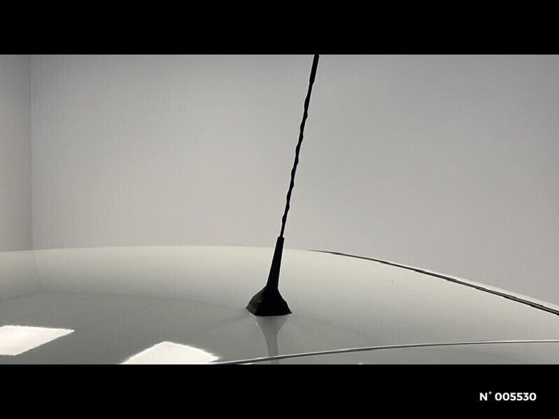 Image 2/4