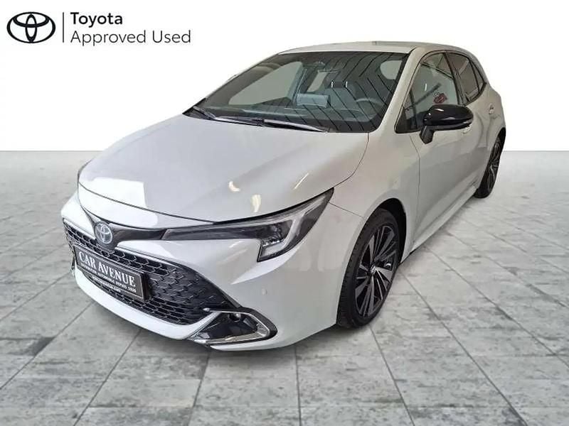 Blanc Nouvelle 2025 Toyota Corolla Style Citadine | 32 990 € (Prix cher) - Image 1/4