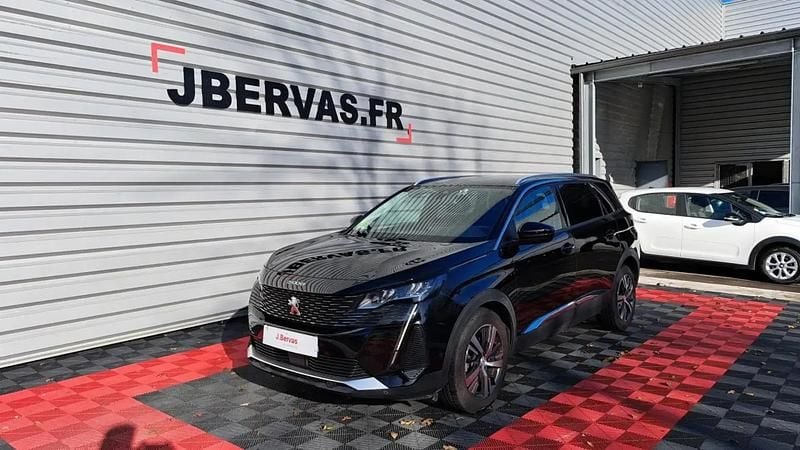 Noir Utilisé 2022 Peugeot 5008 Allure SUV | 22 990 € (Prix juste) - Image 1/4